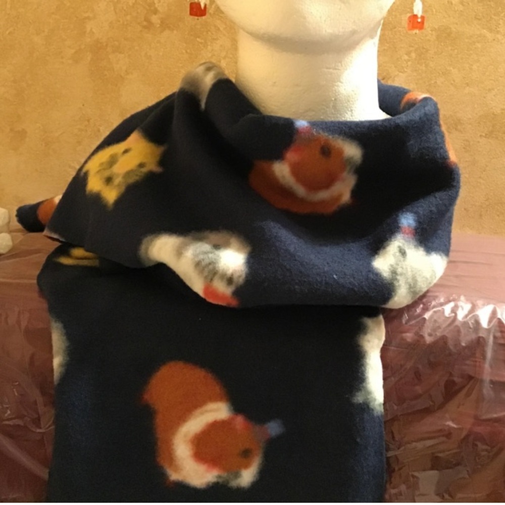 Hamster Infinity Scarf - Picture 6 of 6